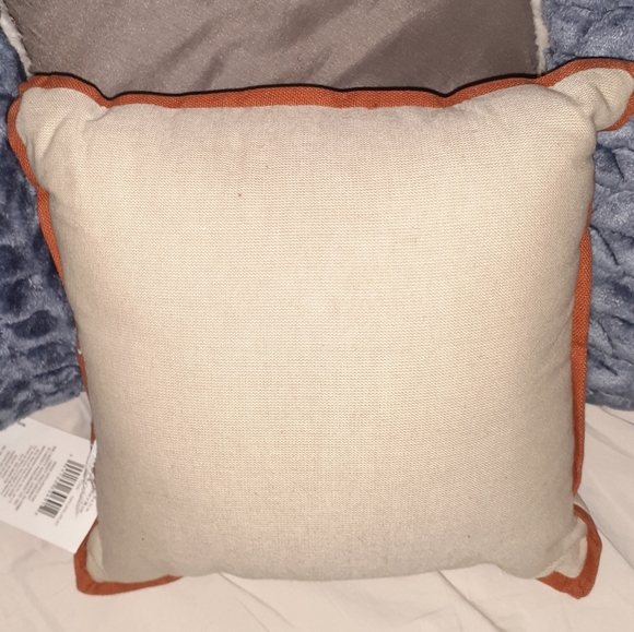 2 PC Thanksgiving Turkey Accent Pillow Embroidery - Picture 2 of 3